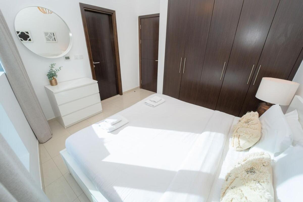 Aws Holiday Homes - Prime Apartment Near The Beach Dubái Exterior foto